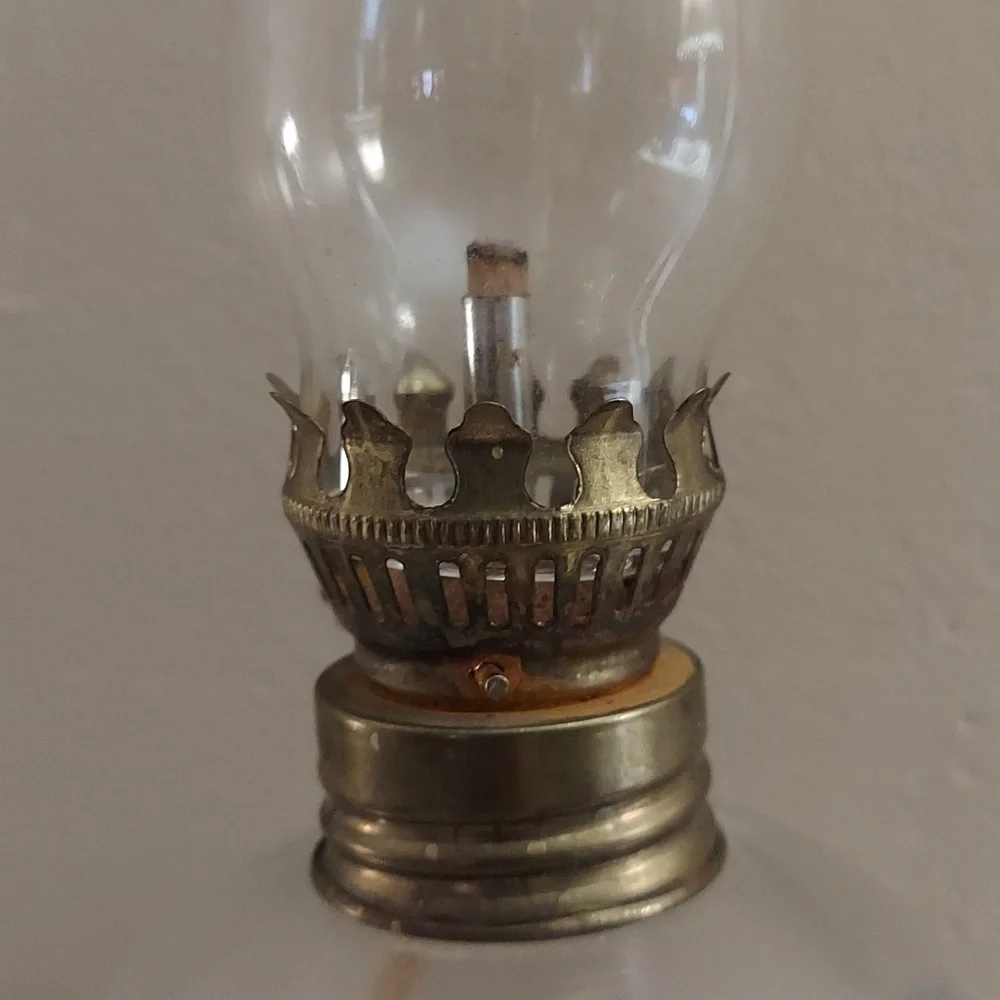 8 inch Lamplight Farms #2 Oil Lamp Clear Glass Ball Made In Italy